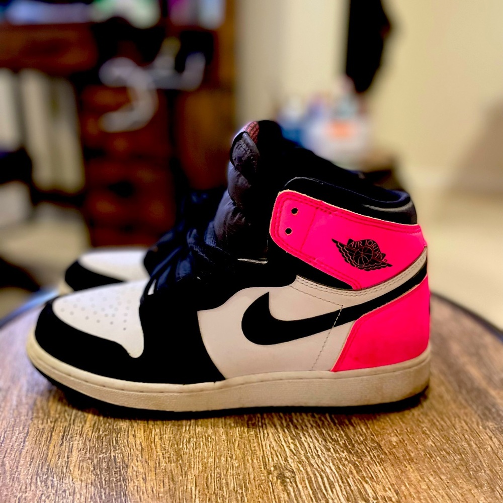 Nike Women Pink and Black